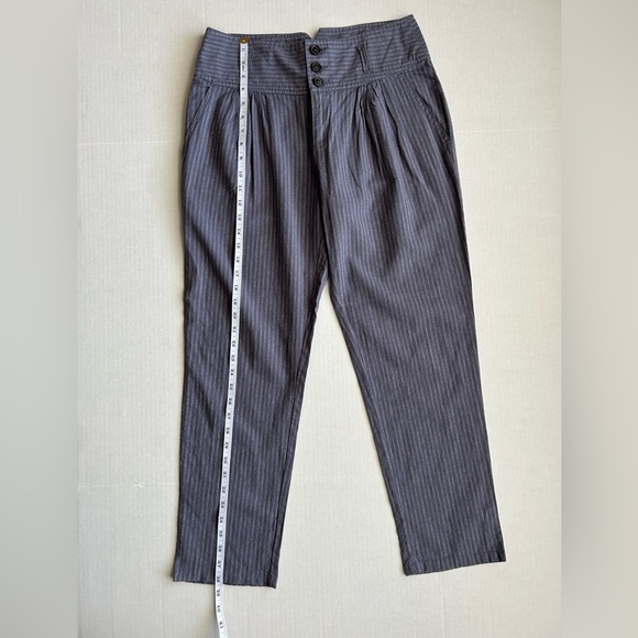 NWOT Sundance Women’s Blue Gray Striped Pleated Amelia Trouser Pants Size 6P - Picture 4 of 11